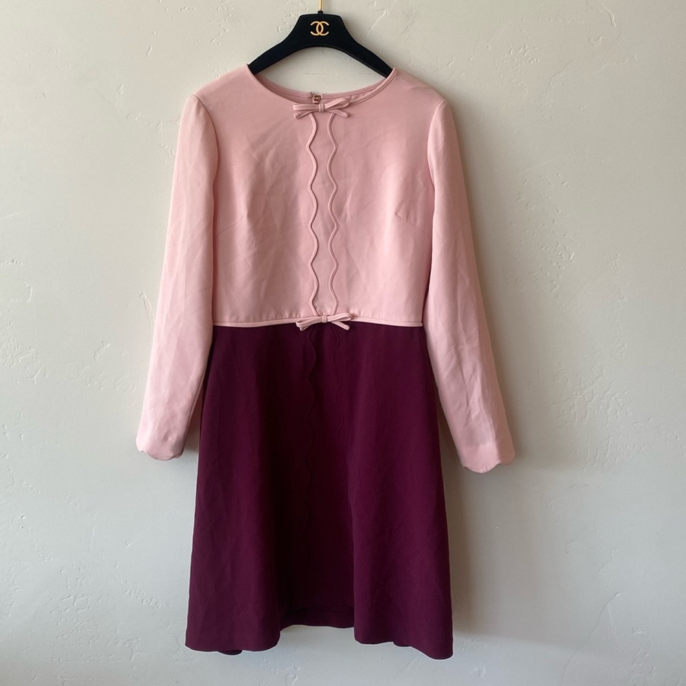 TED BAKER COLOR BLOCKED SCALLOPED DRESS SIZE: 6